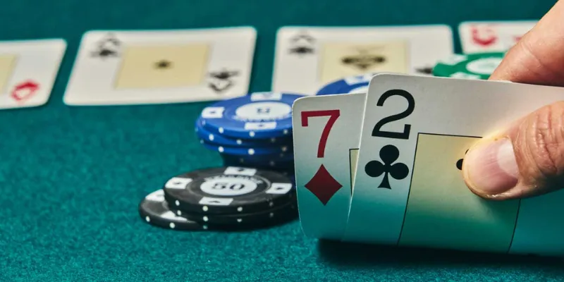 Hướng dẫn cách chơi poker online căn bản