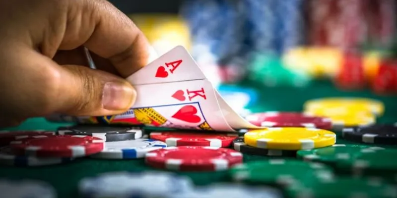 Khám phá các loại cược và tỷ lệ trả thưởng trong xì dách online tại Betvisa