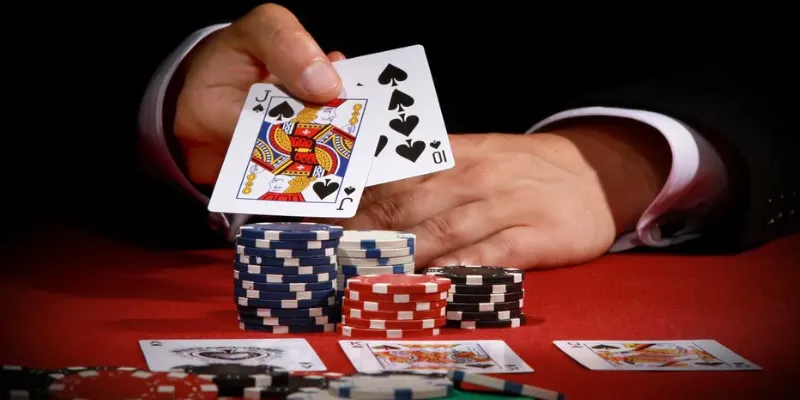 Đôi nét nổi bật về Poker Omaha